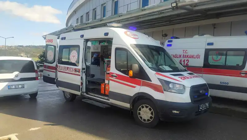 Şanlıurfa'da Minibüs Devrildi: Altı Kişi Yaralandı, Olayın Ayrıntıları Ortaya Çıktı