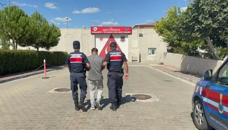 44 Yıl Hapis Cezasıyla Aranan Şüpheli Edremit'te Yakalandı!