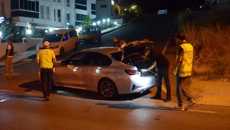 Edirne'de Denetimleri İhlal Eden 15 Kişi Göz Altına Alındı