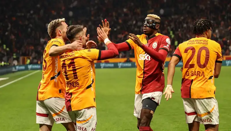 Galatasaray, Konyaspor Maçı İçin Sürpriz İsimleri Kamp Kadrosuna Dahil Etti